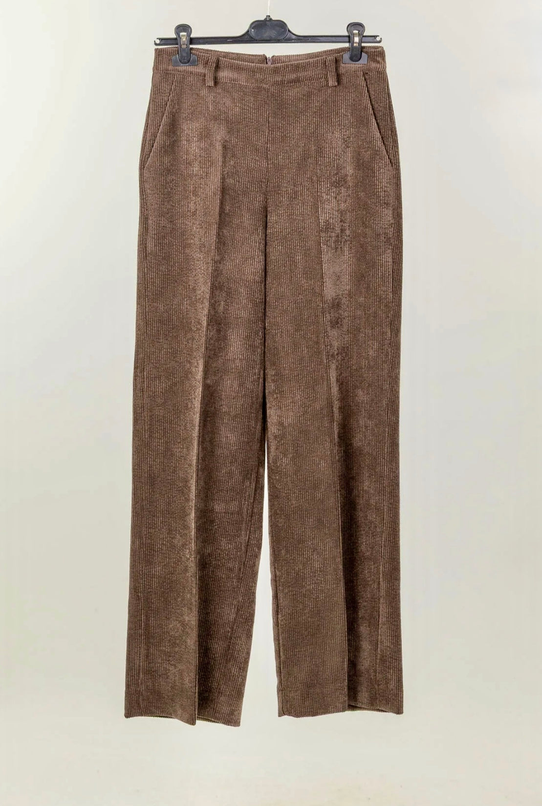 PANTALON SACHA EN VELOUR COTELE
